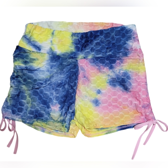 Bundle of two butt sculpting shorts - Picture 2 of 9